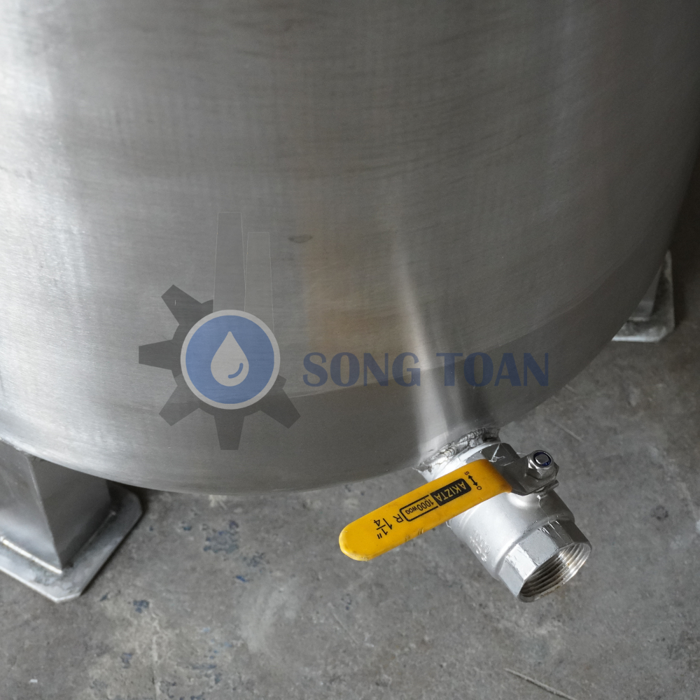 bồn khuấy 100 L dùng hơi khí nén 1/2 HP 5 piston